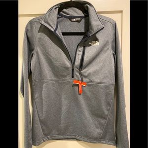 NWT THE NORTH FACE Pullover Small